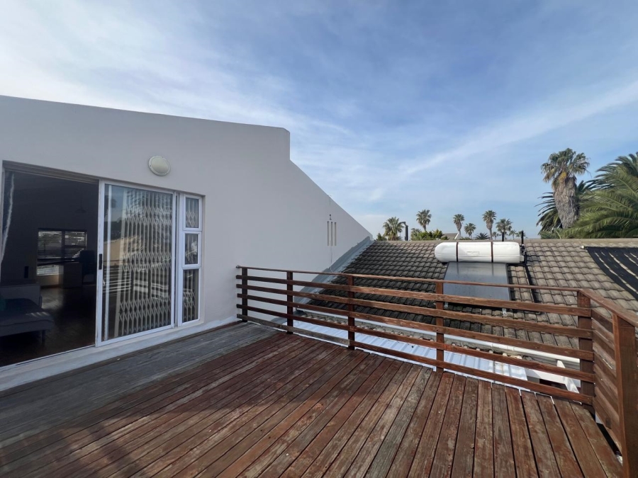 To Let 1 Bedroom Property for Rent in Blouberg Rise Western Cape